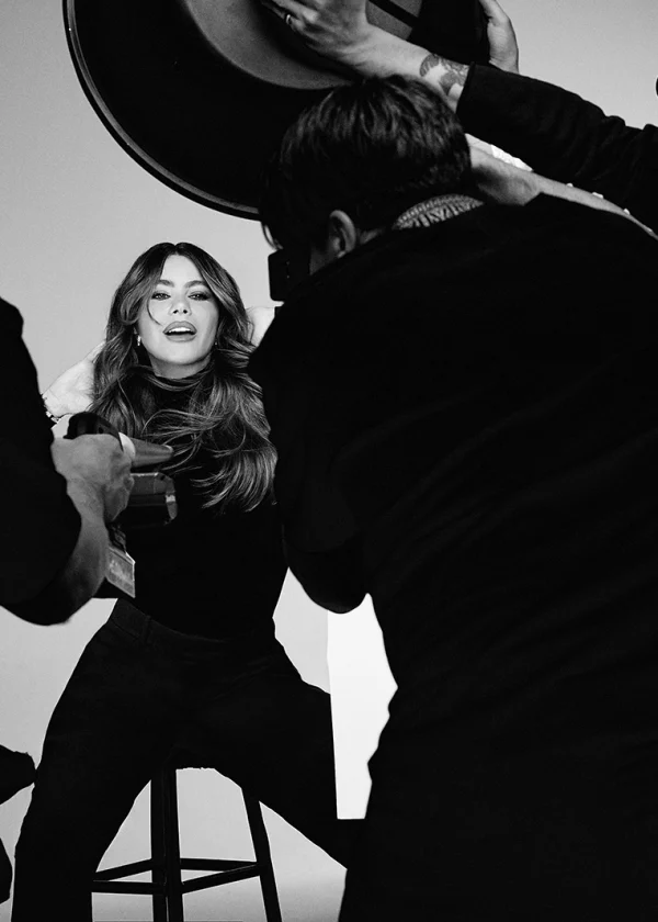 Schwarzkopf 0725 BTS/Portraits SKx Sofia Vergara und Chris Appleton ARiel Oscar Greith