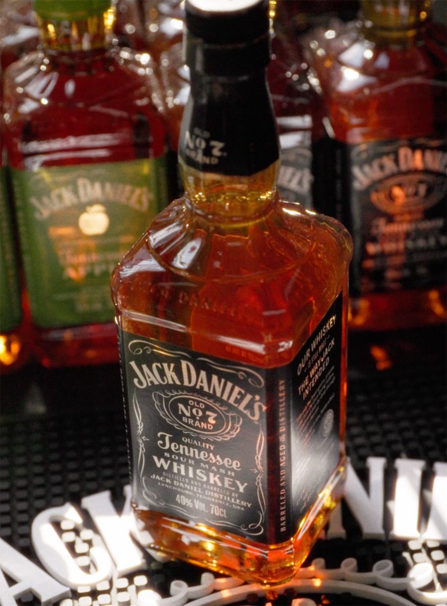 SYN X Jack Daniels Lindsay Thomas Robinson Video